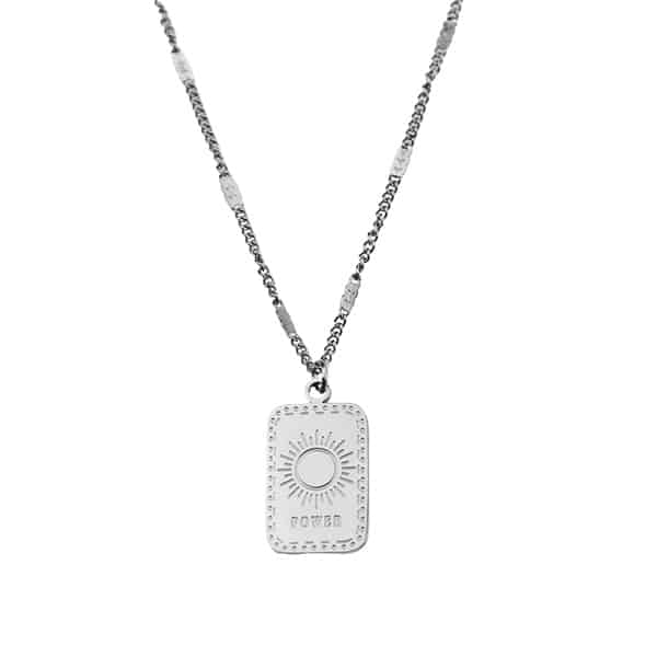 Ketting-ovale-hanger-power-en-zon-zilver